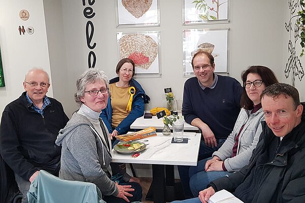 campaign group in cafe